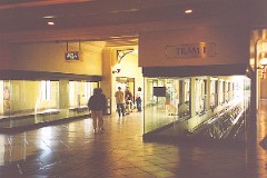 Las Vegas metro station, 10. April 2003